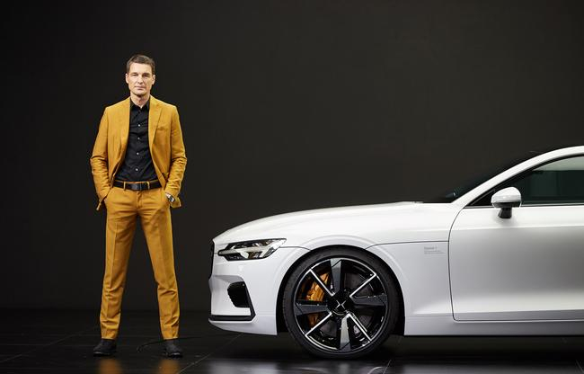 Polestar首席执行官Thomas Ingenlath介绍Polestar 1