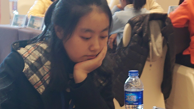 乙组冠军鲍佳音