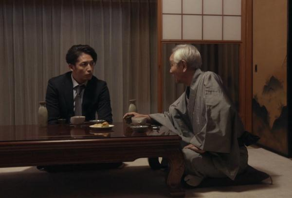 剧中的玉木宏与近藤正臣