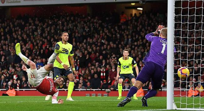 托雷拉倒钩绝杀