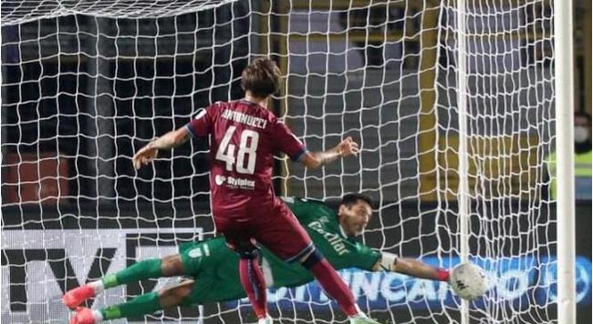 43岁布冯意乙赛场扑点