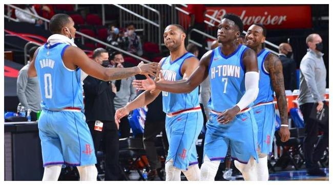 火箭真是无人可用了