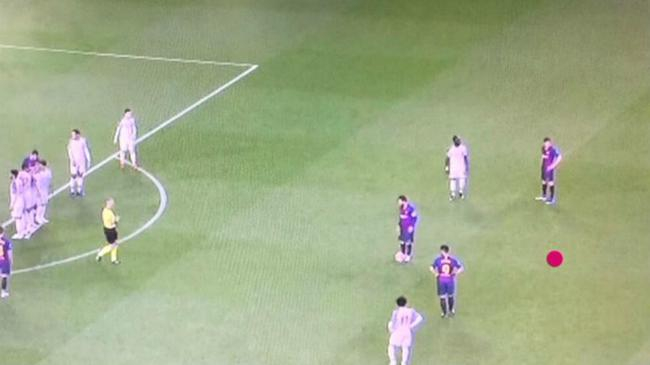 主罚地点悄悄前进了3米