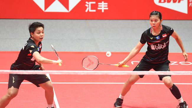 波莉（右）与搭档拉哈尤