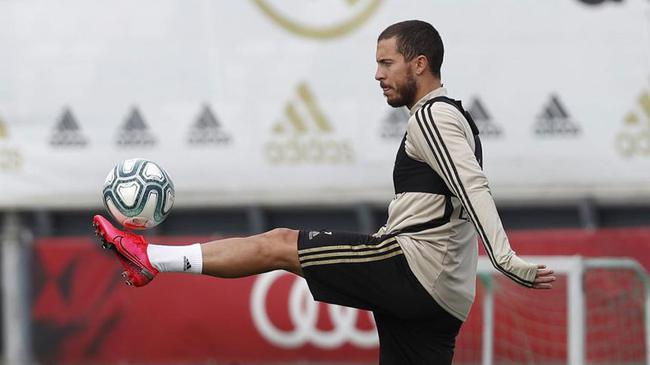 阿扎尔缺席训练