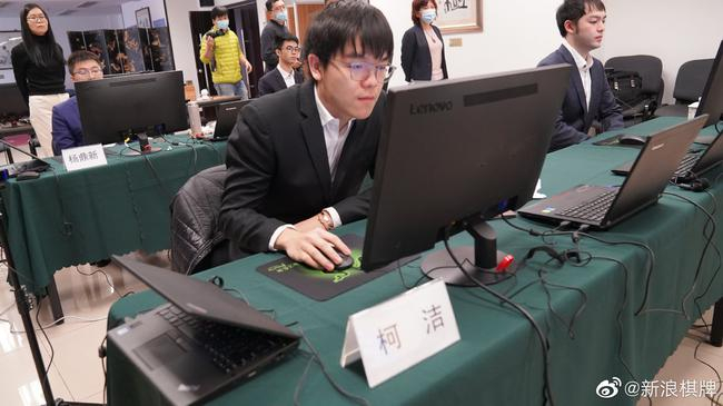 柯洁再进三星杯半决赛