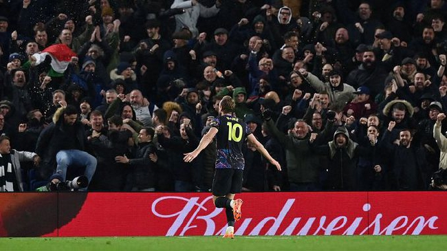 凯恩破客场进球纪录