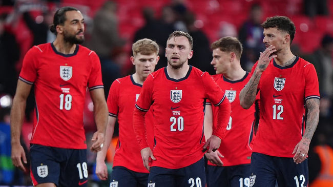 英格兰1-1乌拉圭