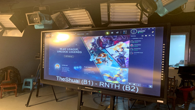 直播解说进行中