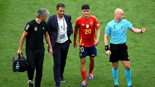 西班牙核心佩德里伤缺无缘出战欧洲杯决赛