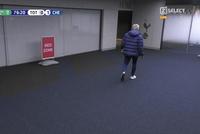 穆里尼奥突然离场返回更衣室!赛后他这样解释
