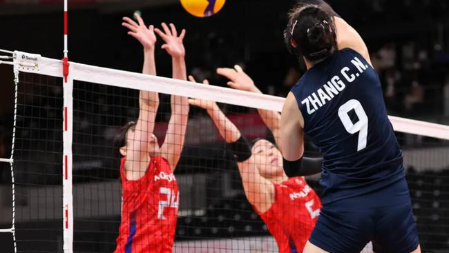 2021年5月1日，东京奥运会排球测试赛，中国女排VS日本女排，张常宁扣球瞬间