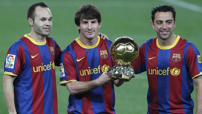 梅西被评为足坛25年最佳球员