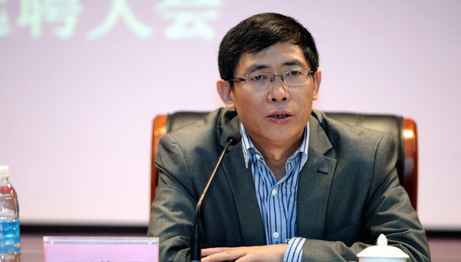 中国举重、拳击掌门人周进强