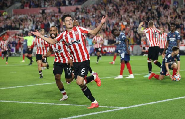 阿森纳揭幕战0-2客负升班马