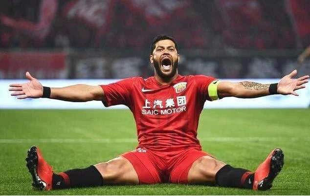 胡尔克在比赛中