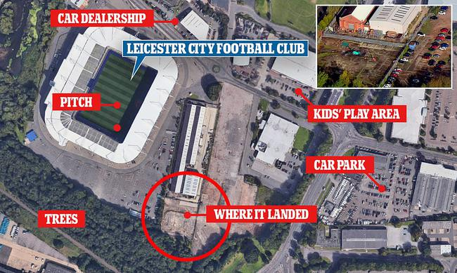 直升机没有落向球场、停车场等人员密集区域，而是坠毁在工厂的角落