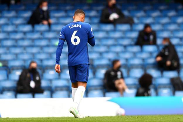 蒂亚戈-席尔瓦被罚下