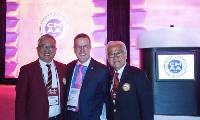 2018年3月，前神州半岛高尔夫球会总司理陆剑华CCM（左一）进入CMAA海外大会