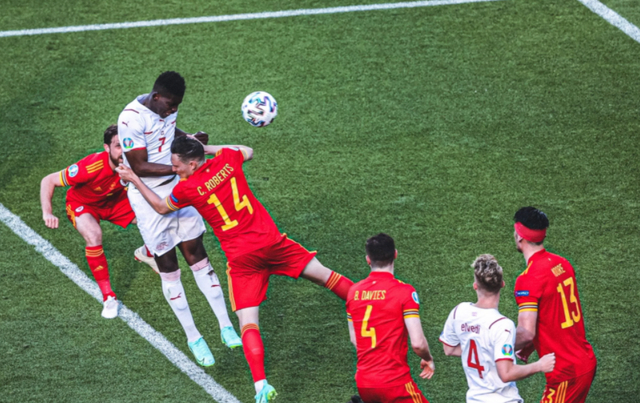 贝尔的评分最低