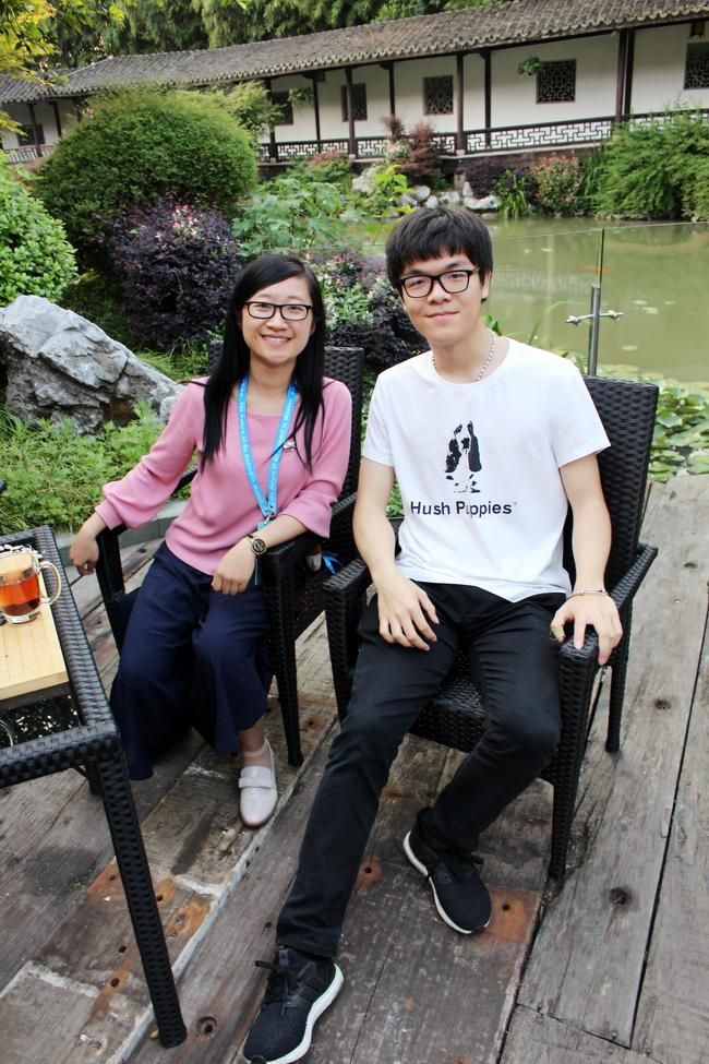 在“人机大战”乌镇围棋峰会上与柯洁