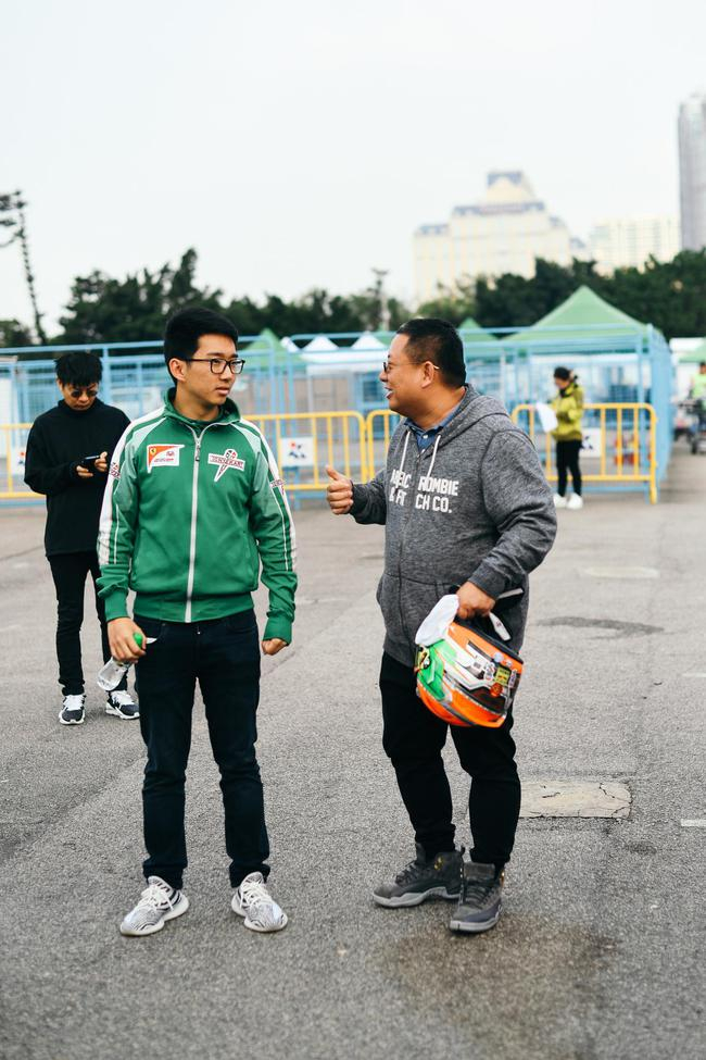 张昊鹏车手叶睿恒家长交流
