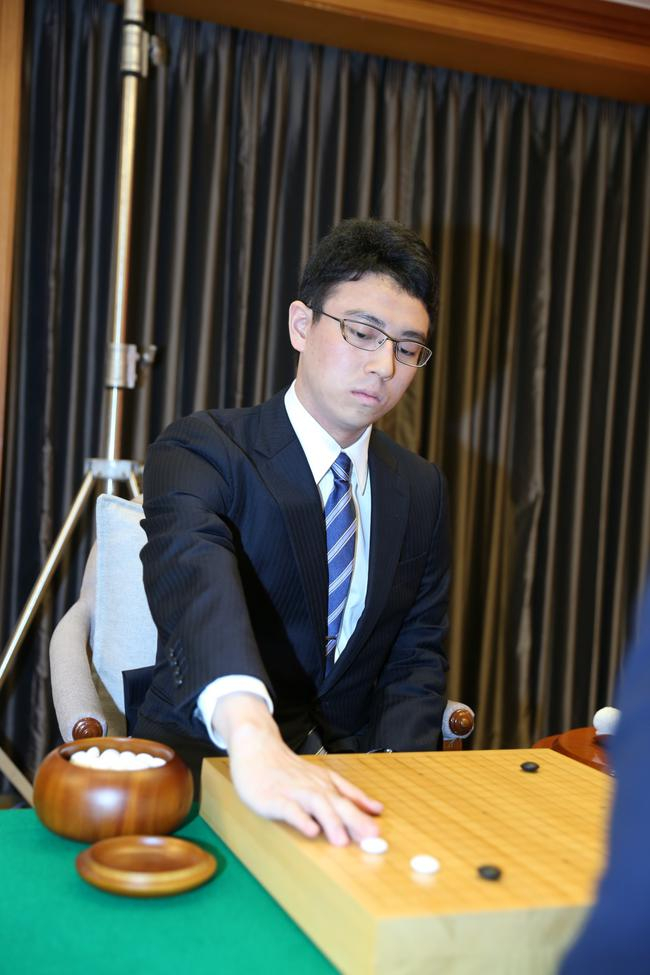 一力辽的爸爸是河北新报社社长