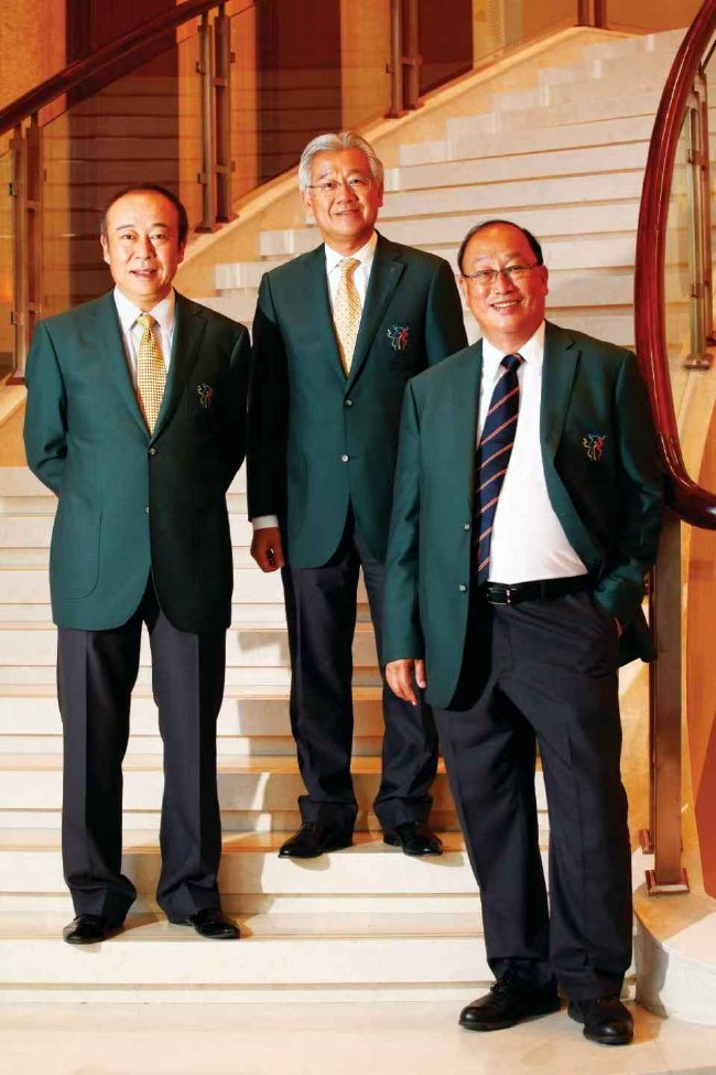 从左到右：陈亚雄、戴耀宗、杨辉光