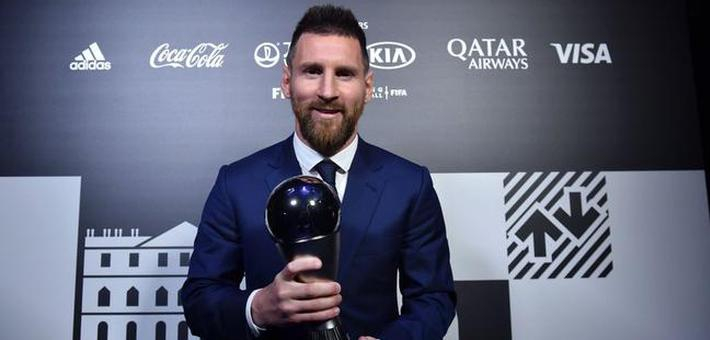 梅西压范戴克C罗荣膺世界足球先生