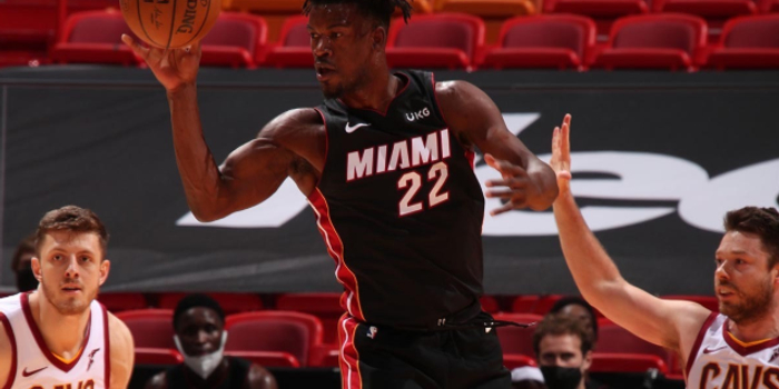 巴特勒缺阵热火能否逆袭活塞新星领衔反击