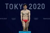 第30金!谢思埸3米板一路领先夺冠 王宗源银牌
