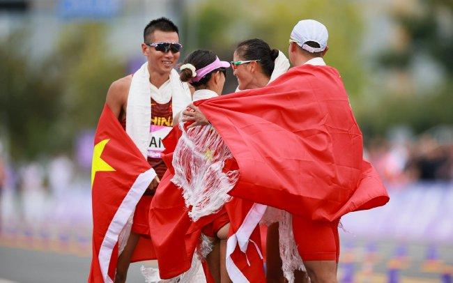 中国队夺得混合35公里竞走金牌
