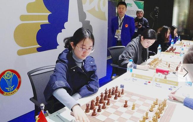 中国国象女队在比赛中