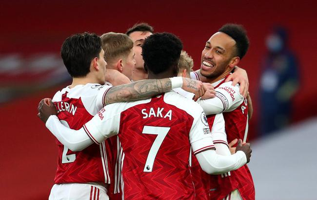 奥巴梅扬帽子戏法