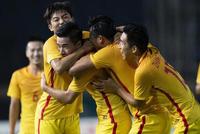 亚运-韦世豪传射张玉宁破门 U23男足3-0提前出线