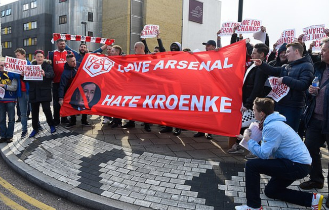 现任老板克伦克太吝啬