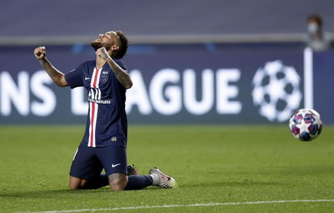 内马尔庆祝进决赛