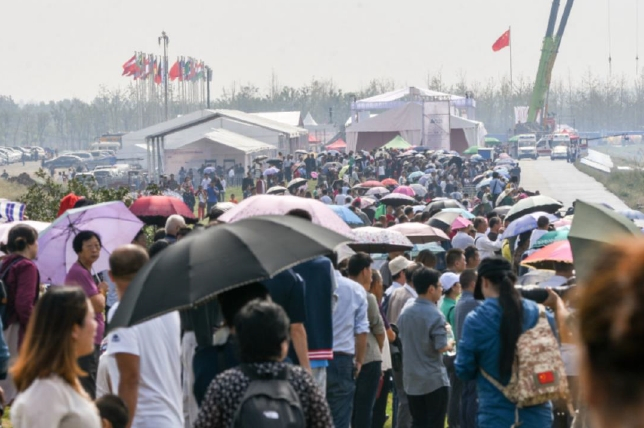 每一站的F1摩托艇世锦赛中国大奖赛，都吸引数以万计的市民现场观看