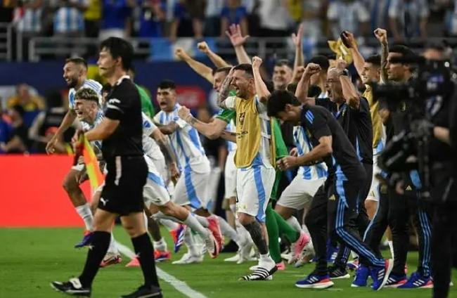 阿根廷加时赛1-0战胜哥伦比亚