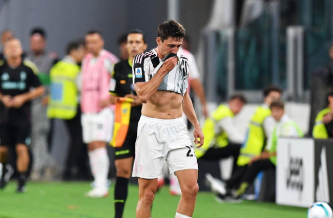 尤文主力中場坎比亞索停賽