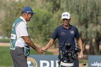 海尔格伦并列领先亚巡沙特公开赛54洞 郑蕴和T9