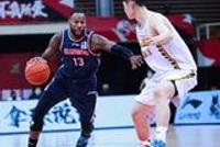 胡金秋27+14布鲁克斯30分 广厦终结广东10连胜