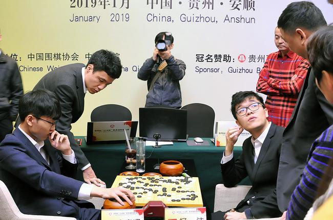 百灵杯申真谞不敌柯洁