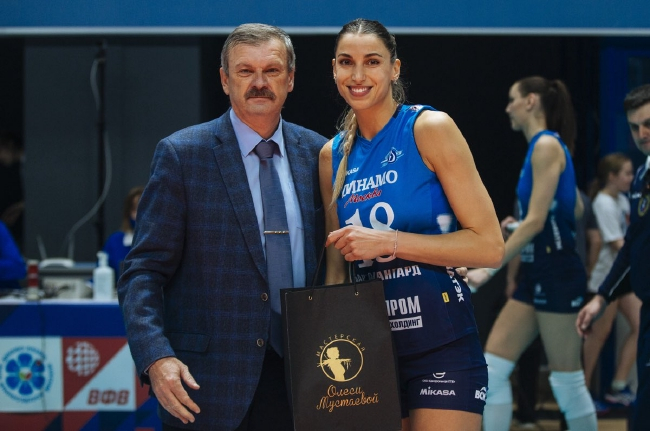 莫斯科女排主攻瓦西列娃在俄超3、4名决赛首回合较量中荣膺MVP