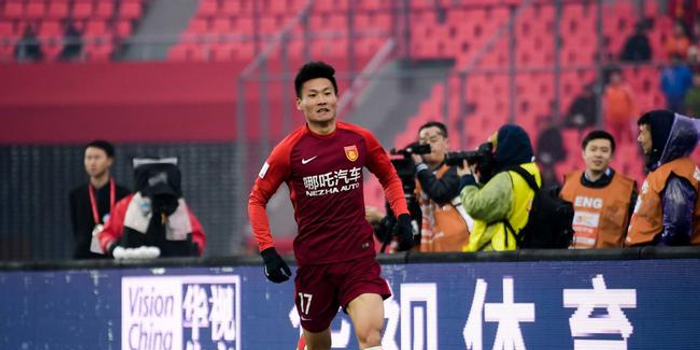 鲁能加紧引援步伐!德转披露签下前中超最佳新人