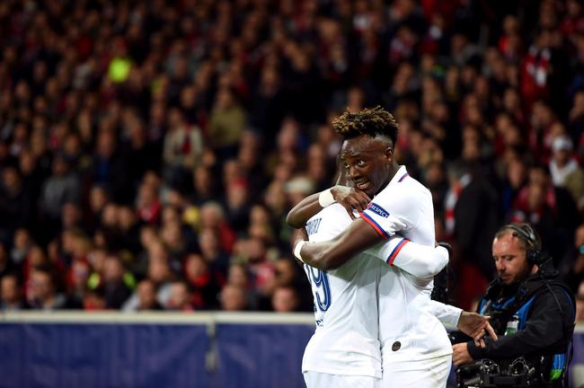 亚布拉罕庆祝进球