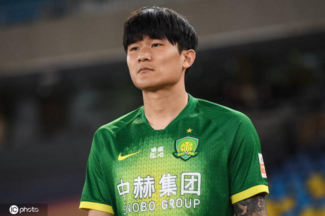 金玟哉