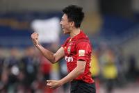 中超-王鹏乱战中一剑封喉 亚泰1-0送申花赛季首败