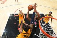 三将合砍86分快船过关 米切尔37+5爵士失利2-2