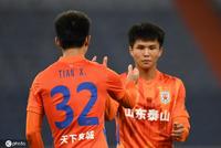 足协杯-郑铮定位球得分 山东泰山3-0青岛青春岛